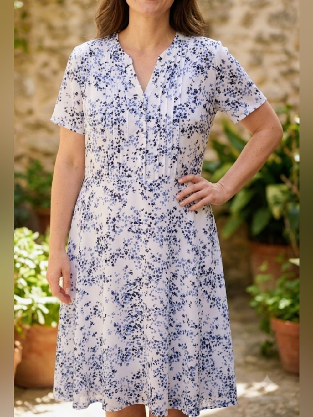 DIP.. Blue Floral V-Neck Short Sleeve Midi Dress